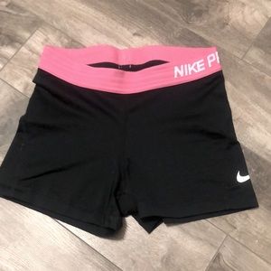 NIKE PRO SHORTS!!